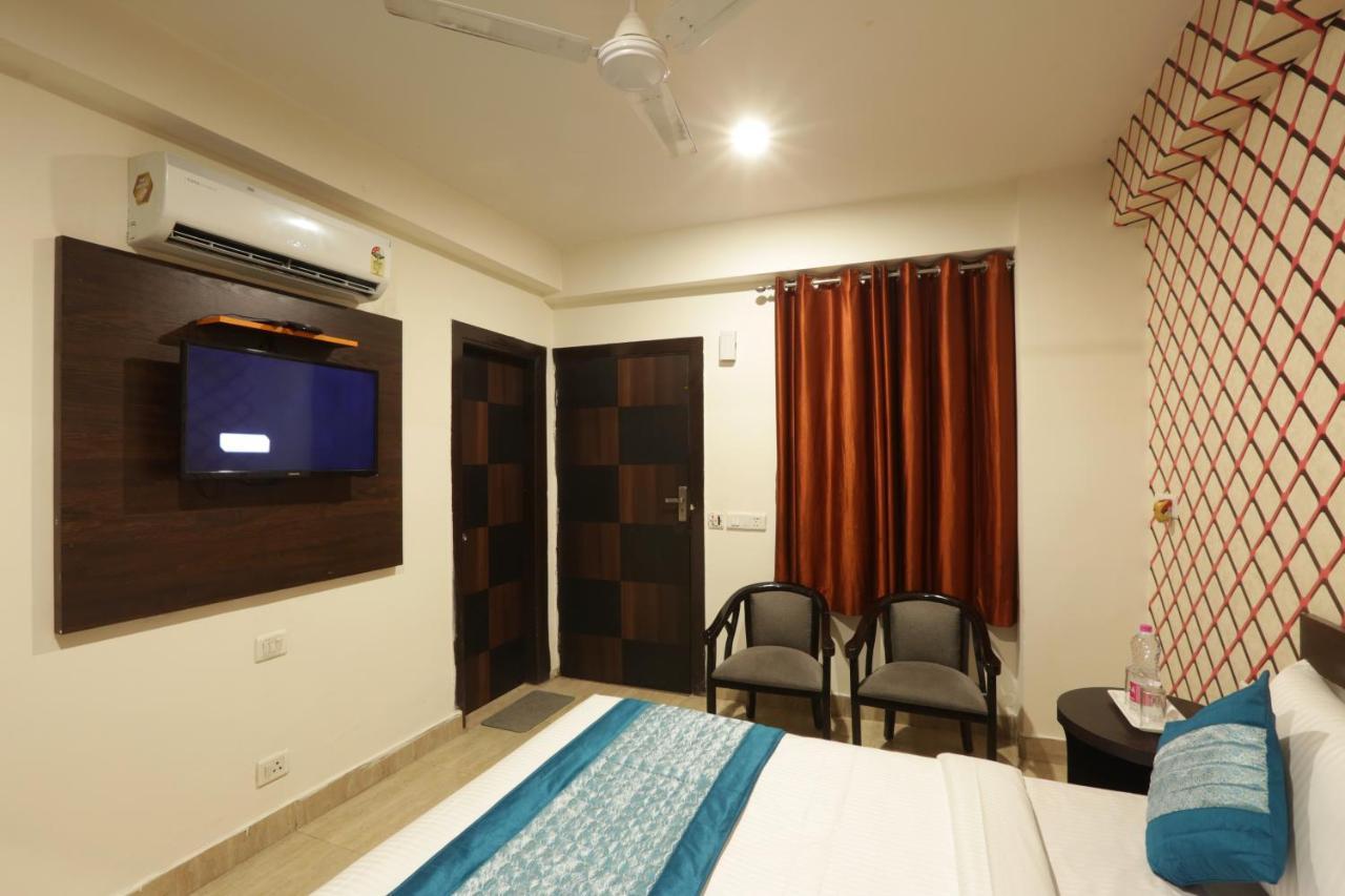 Hotel Edission View Neu-Delhi Exterior foto